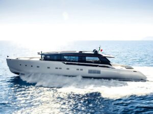 yachtImage_cover_998_26731-1