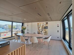 yachtImage_int_998_27594