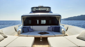 bow-sunbathing-area-sanlorenzo-88