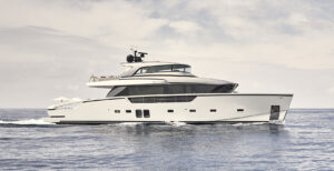 sanlorenzo-sx-88-charter-estia-1