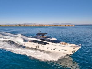 yachtImage_cover_997_26684-1