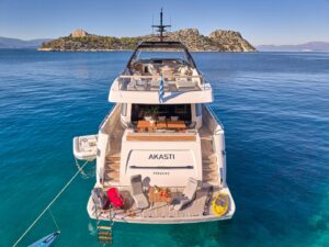 yachtImage_ext_997_26689