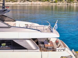 yachtImage_ext_997_26691