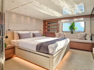 yachtImage_int_997_26708